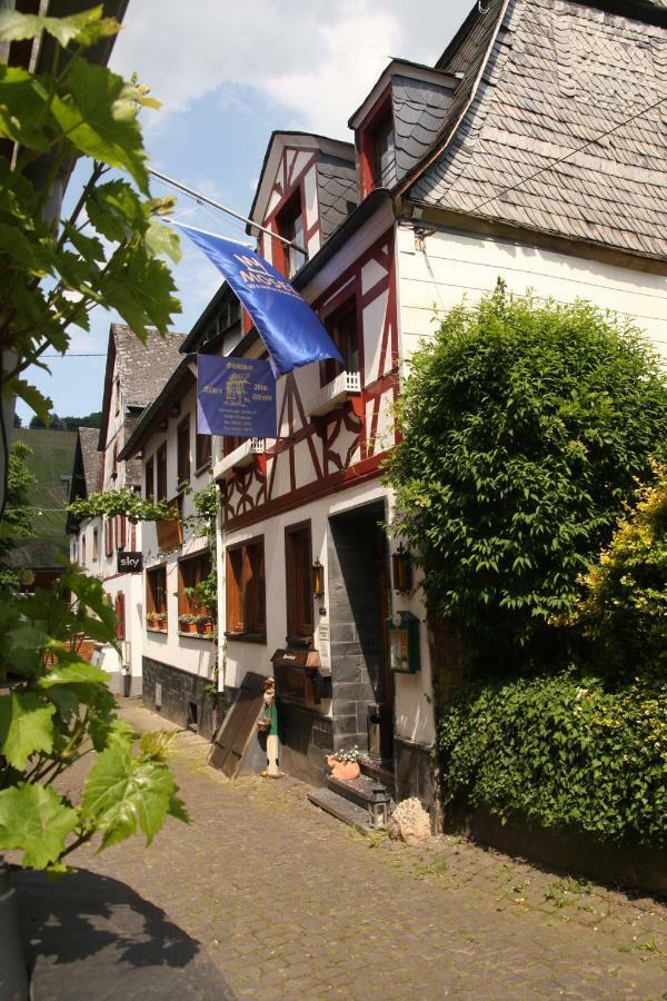 Gästehaus Kühn's Weinschenke Pünderich Exterior foto